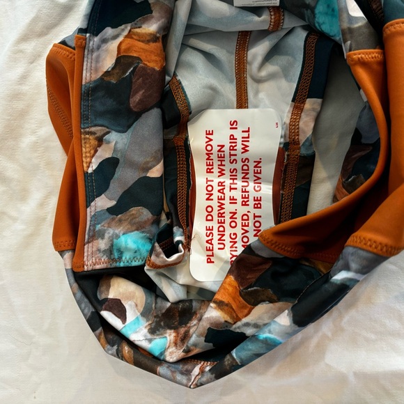 Fabletics Midi Zip Swim Top & High Waisted Swim Short size S NWOT - Picture 5 of 13